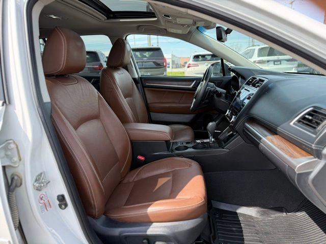 Used 2018 Subaru Outback 3.6R Touring AWD/4WD image 17