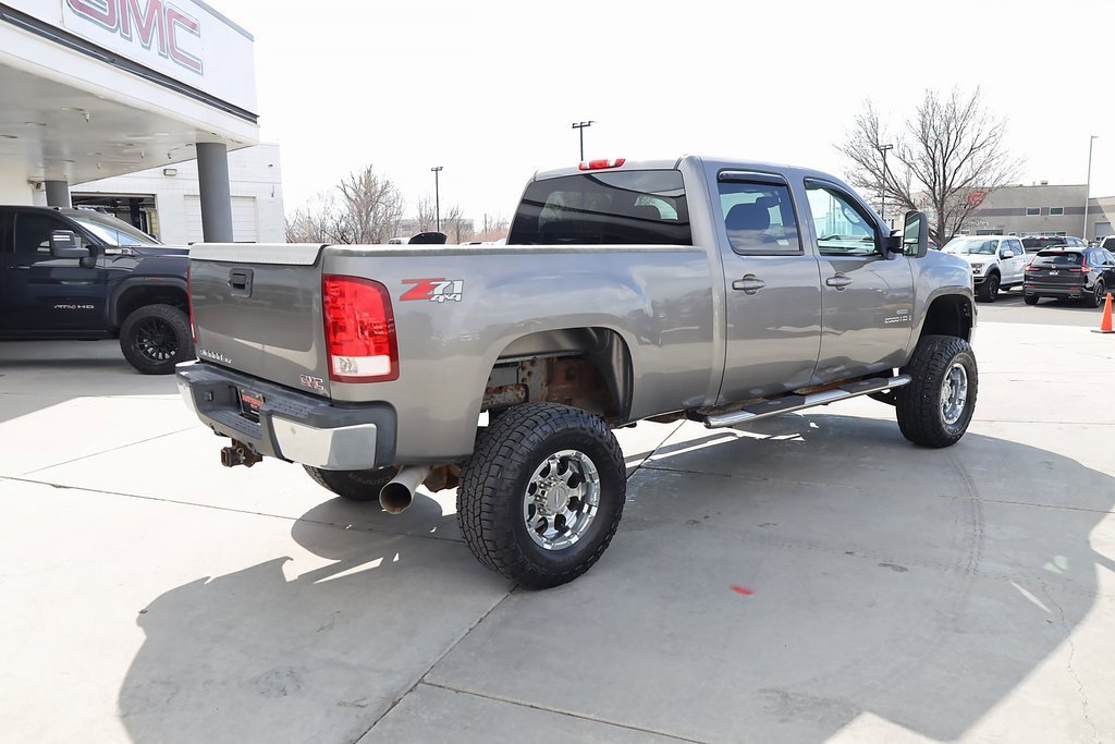 Used 2009 GMC Sierra 2500 SLT w/ Entertainment Package image 6