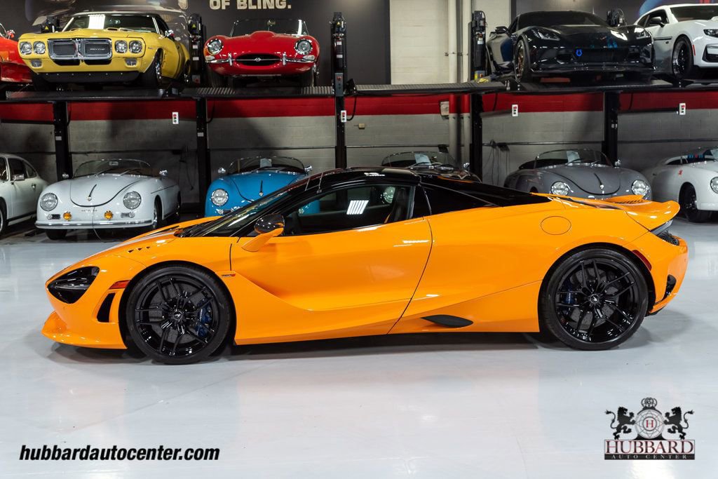 Used 2024 McLaren 750S Spider image 13