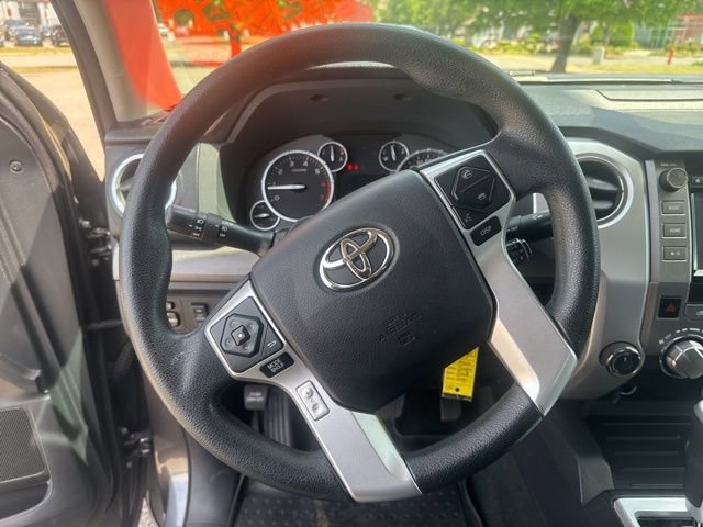 Used 2017 Toyota Tundra SR5 w/ TRD Off Road Package AWD/4WD image 27