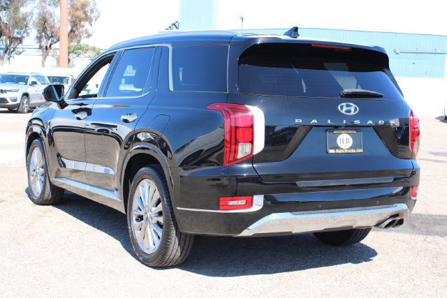 Used 2020 Hyundai Palisade Limited FWD image 3