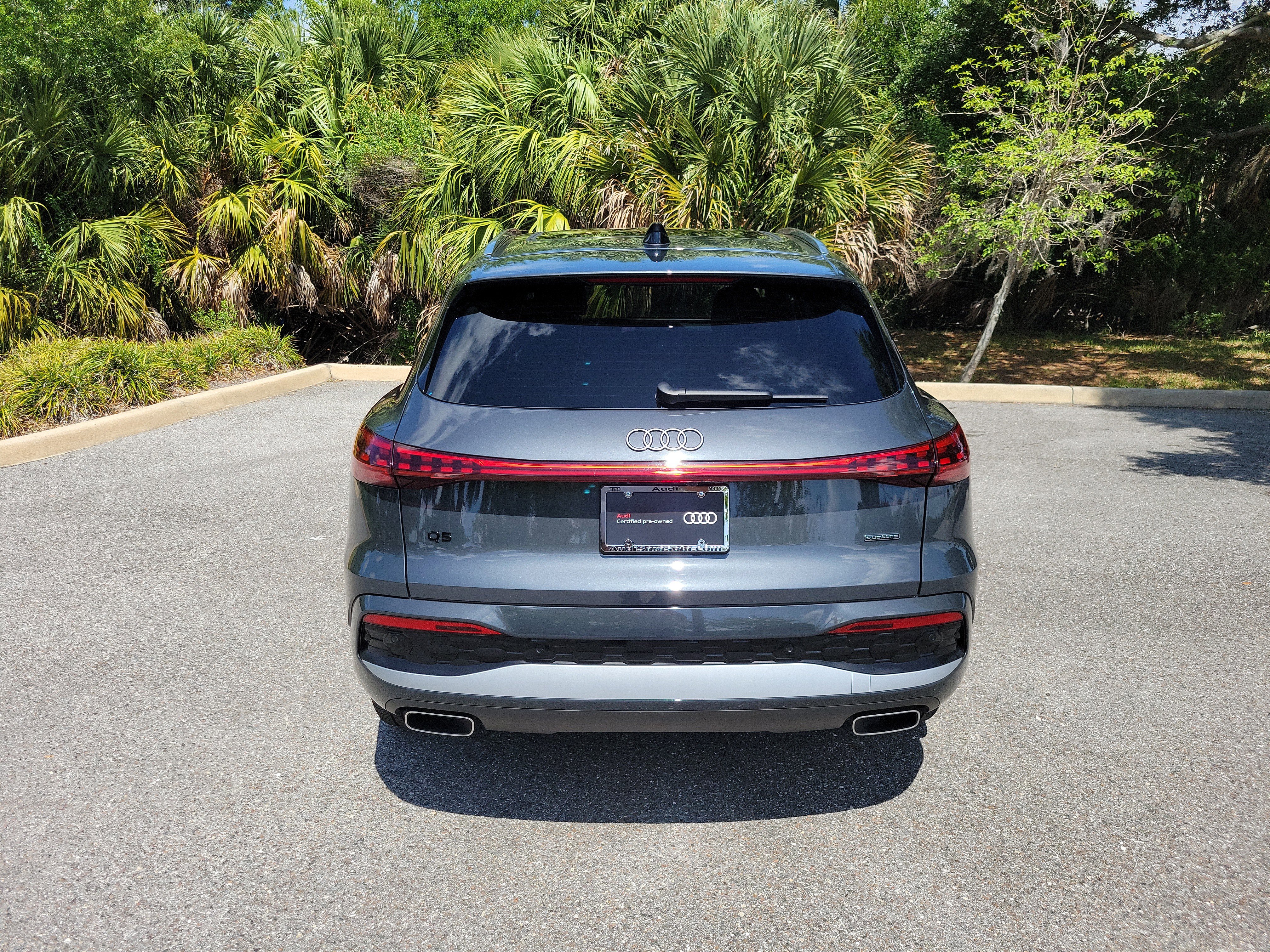 Certified 2025 Audi Q5 Premium w/ Convenience Package AWD/4WD image 5