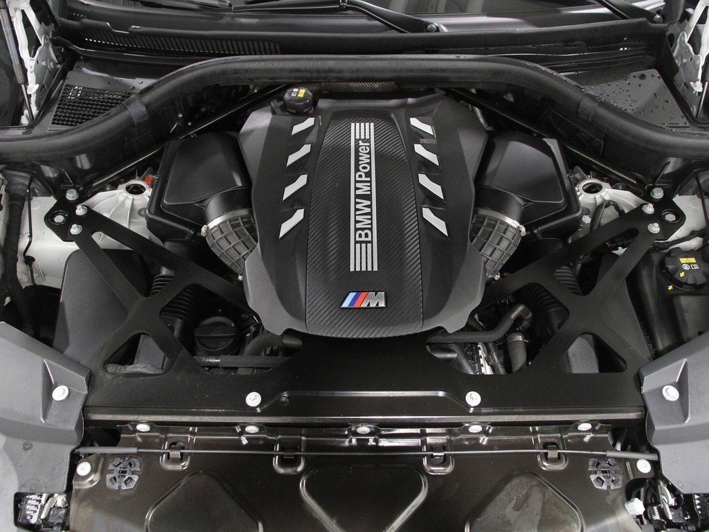 Used 2022 BMW X5 M w/ Competition Package image 24