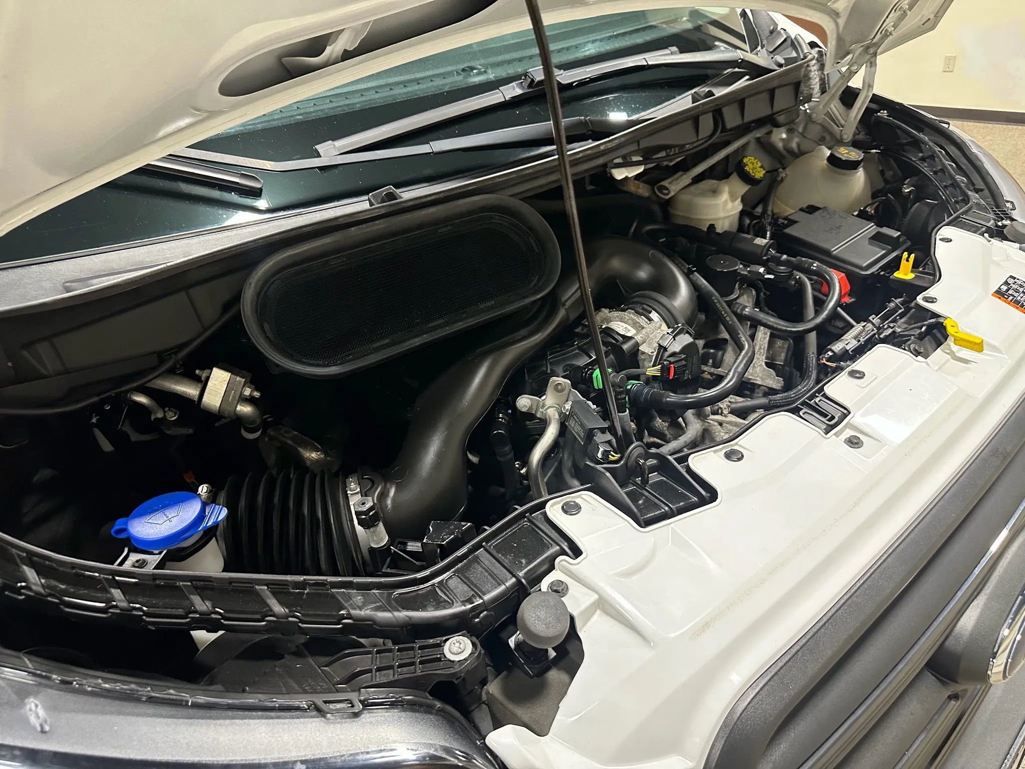 Used 2020 Ford Transit 150 XL RWD image 49