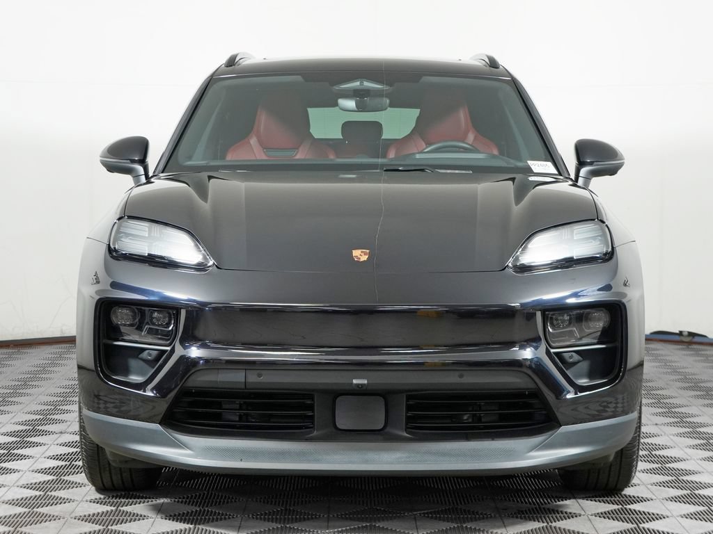 Certified 2025 Porsche Macan 4 Electric w/ Premium Package AWD/4WD image 10