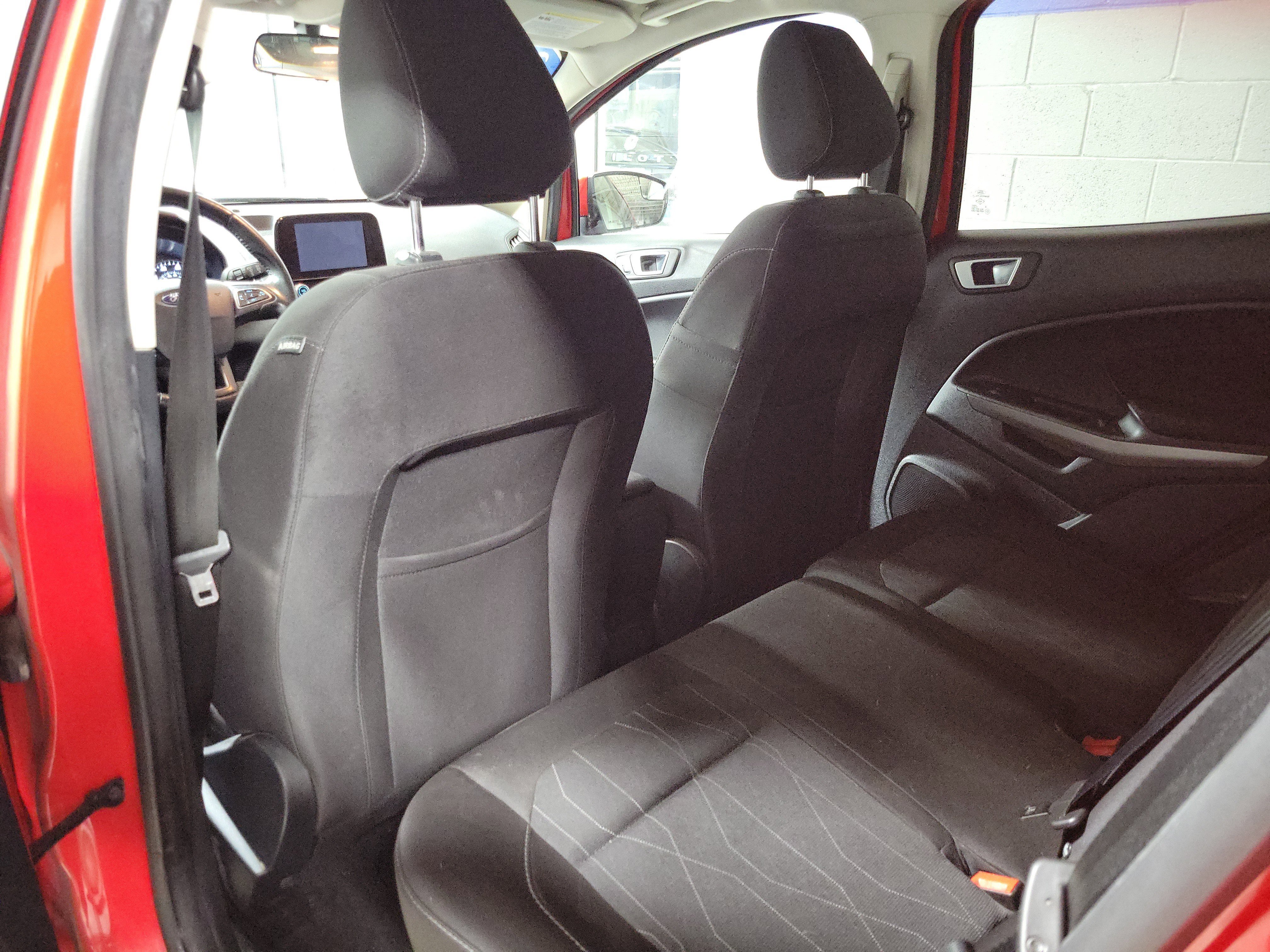 Used 2019 Ford EcoSport SE image 12