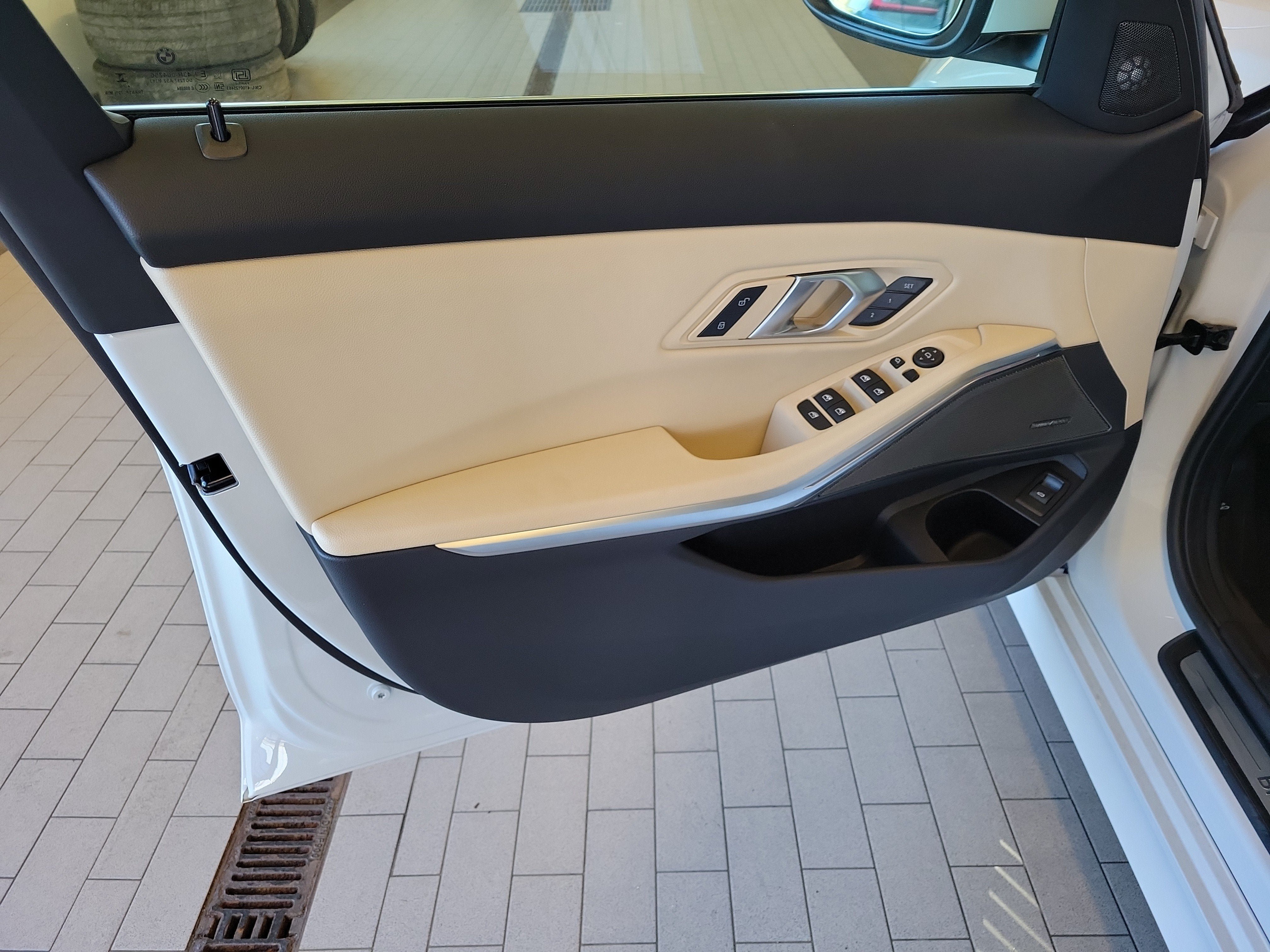 New 2026 BMW 330i xDrive Sedan w/ Premium Package AWD/4WD image 17