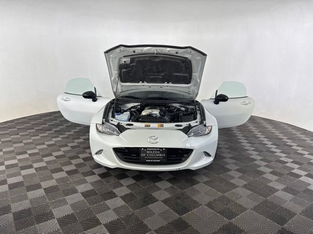 Used 2016 MAZDA MX-5 Miata Club RWD image 11