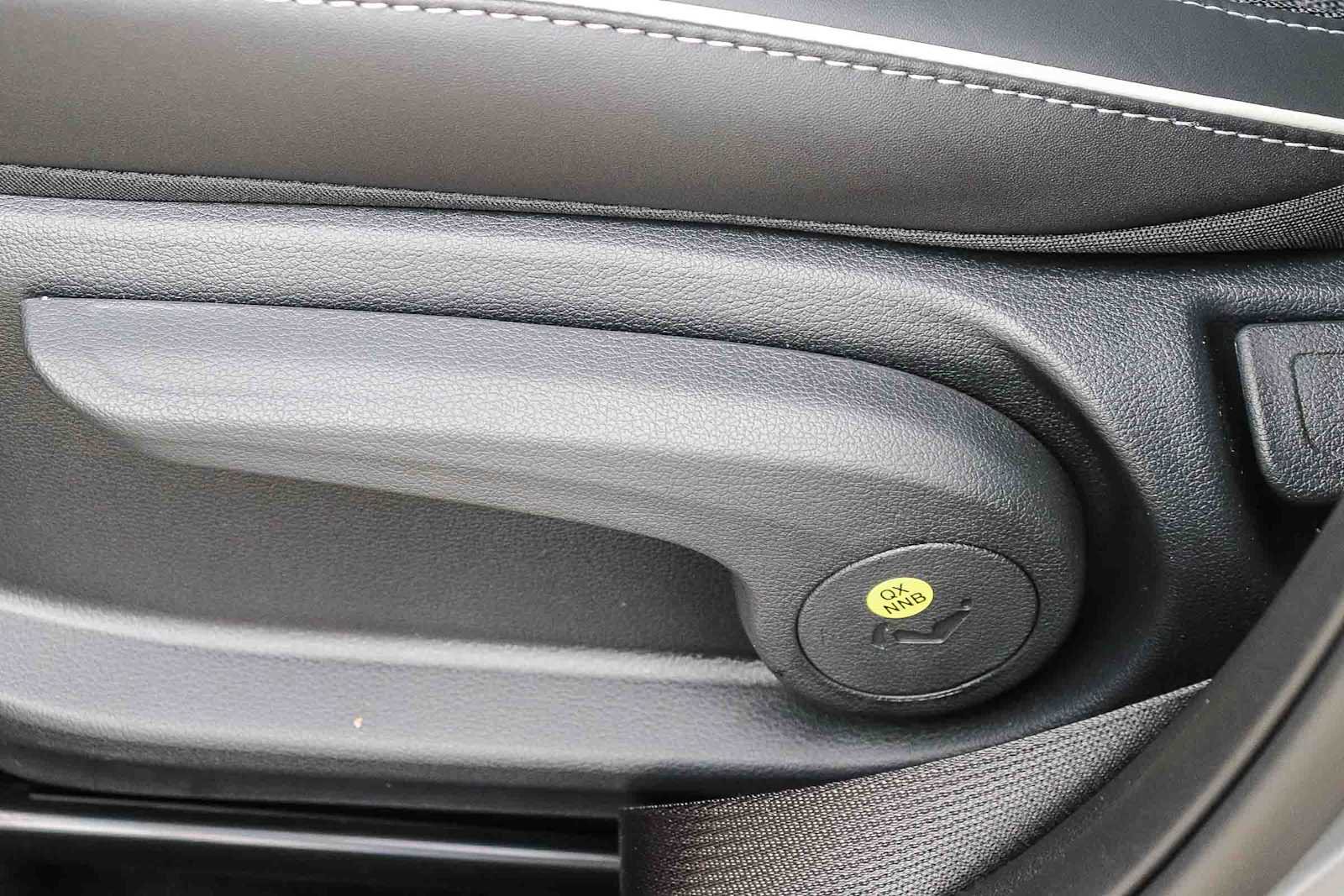 New 2026 Hyundai Venue SEL FWD image 22