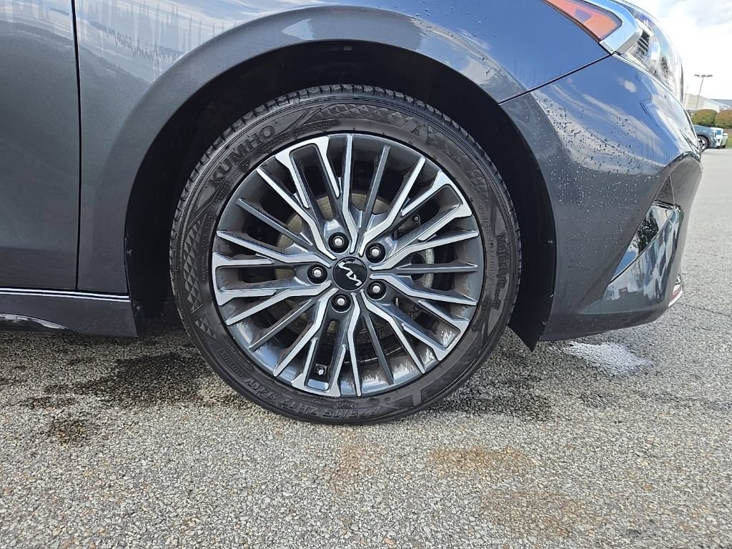 Certified 2023 Kia Forte GT-Line w/ GT-Line Premium Package FWD image 13