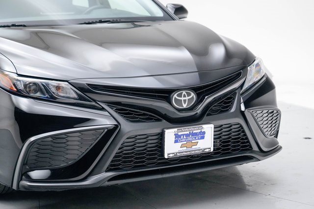 Used 2023 Toyota Camry SE image 10