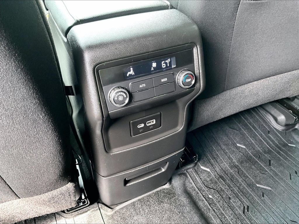 Used 2023 GMC Acadia SLE AWD/4WD image 28