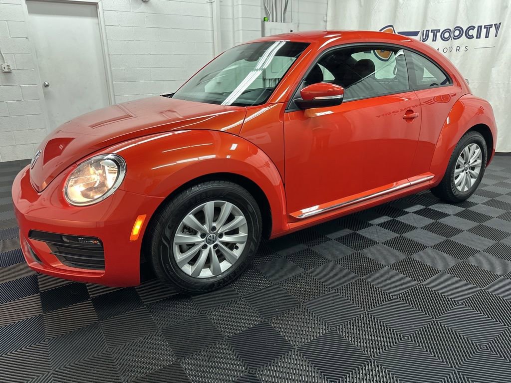Used 2019 Volkswagen Beetle 2.0T S image 5