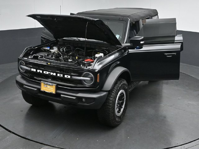 Certified 2023 Ford Bronco Outer Banks w/ Sasquatch Package AWD/4WD image 55