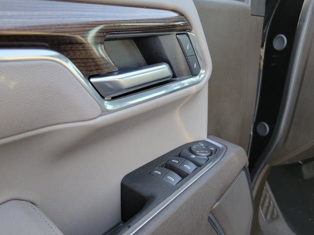 Used 2025 Chevrolet Silverado 1500 LT image 7