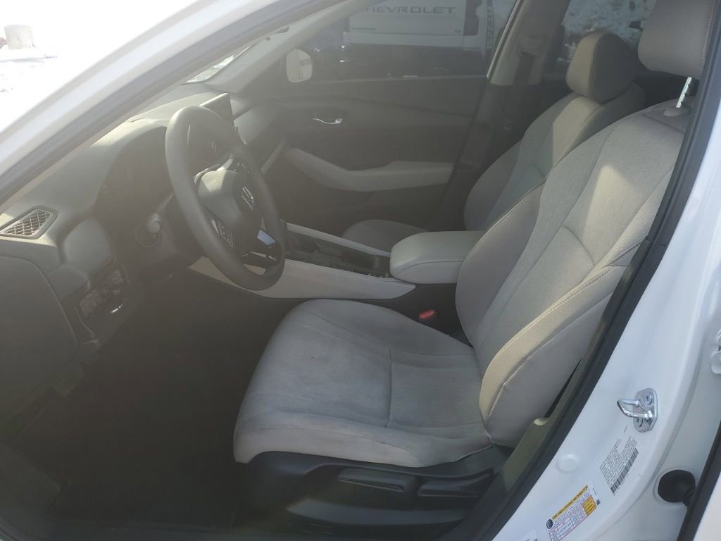 Used 2025 Honda Accord LX image 12