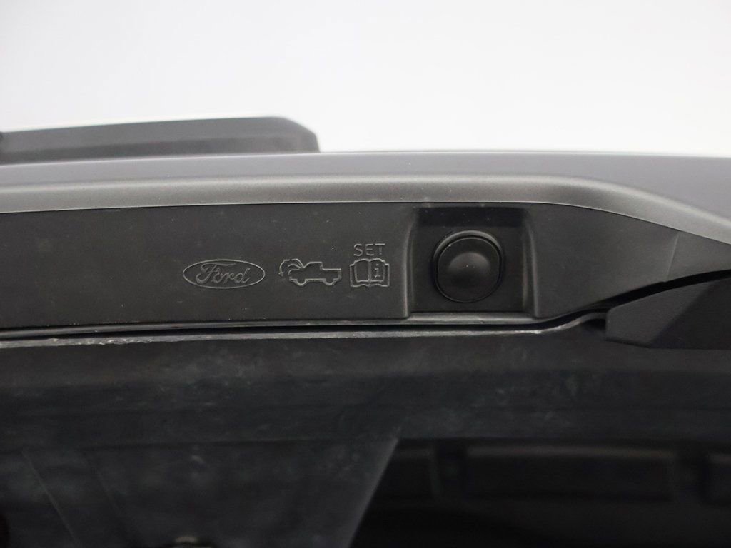 Used 2025 Ford F150 Lightning Lariat image 24