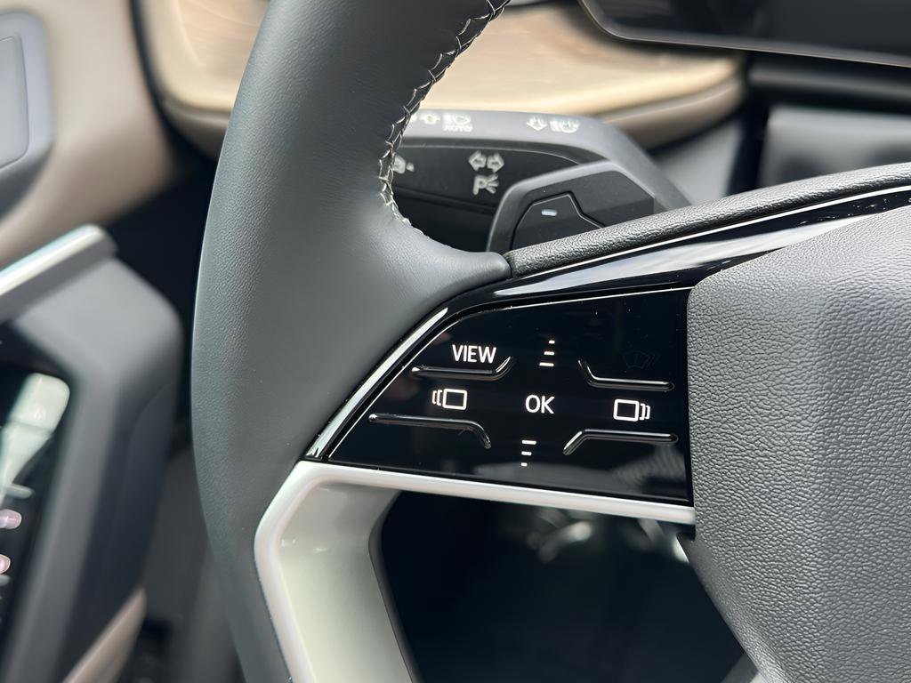 Certified 2025 Audi Q5 Premium w/ Convenience Package image 18