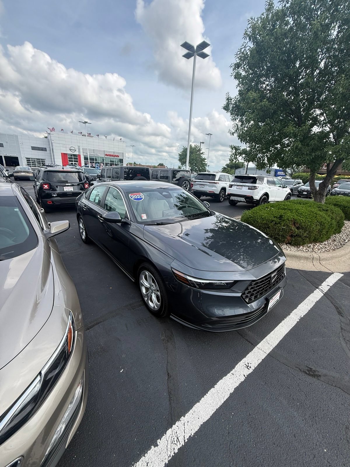 Used 2023 Honda Accord LX image 17