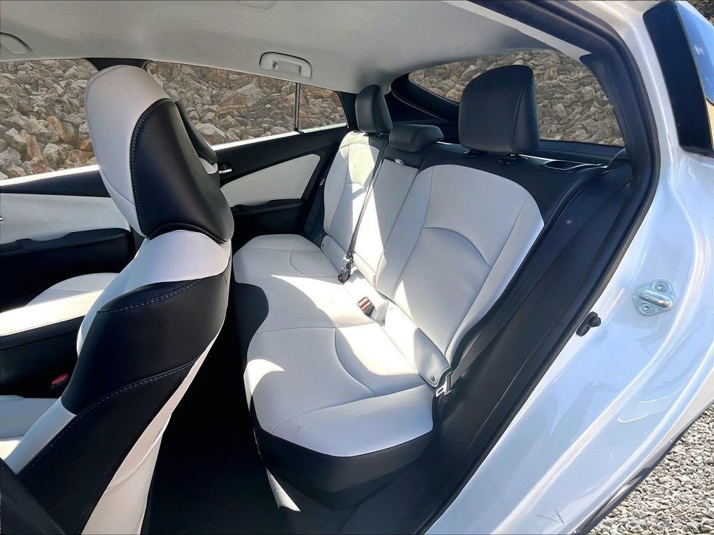 Used 2016 Toyota Prius Four Touring w/ Premium Convenience Package FWD image 24