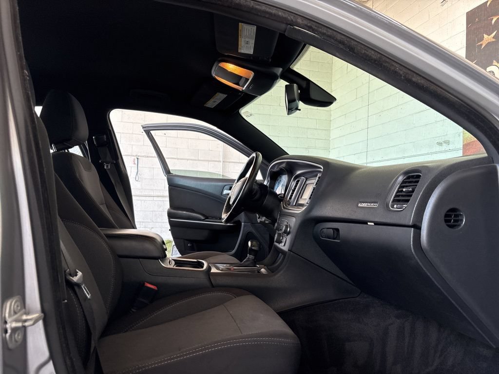 Used 2015 Dodge Charger SE w/ Popular Equipment Group RWD image 16