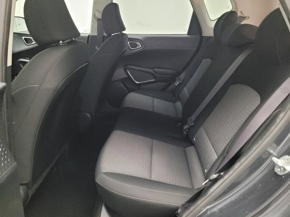 Used 2020 Kia Soul S image 18