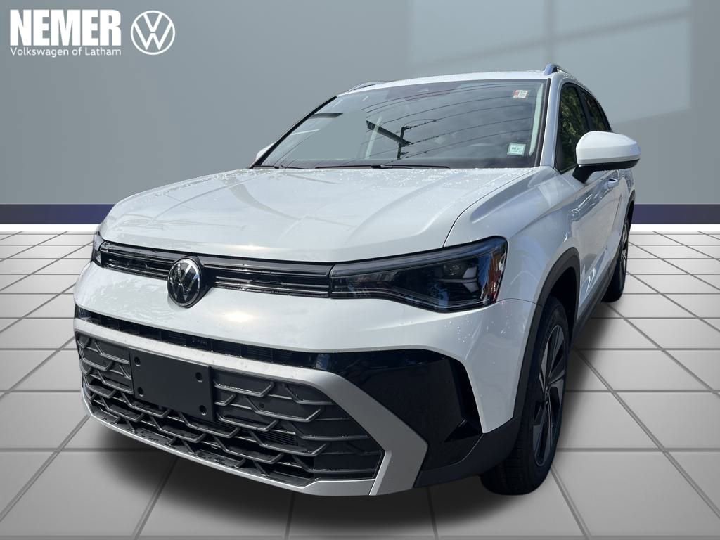 New 2025 Volkswagen Taos SE