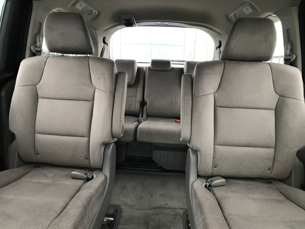 Used 2016 Honda Odyssey LX image 22