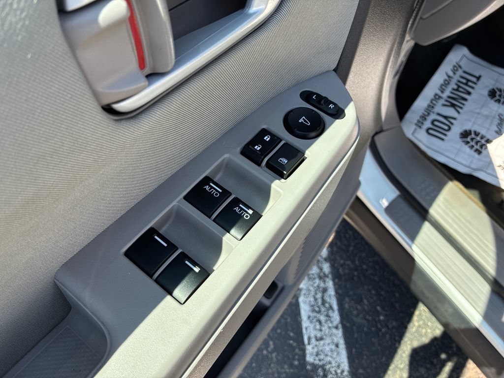Used 2015 Honda Pilot LX image 14