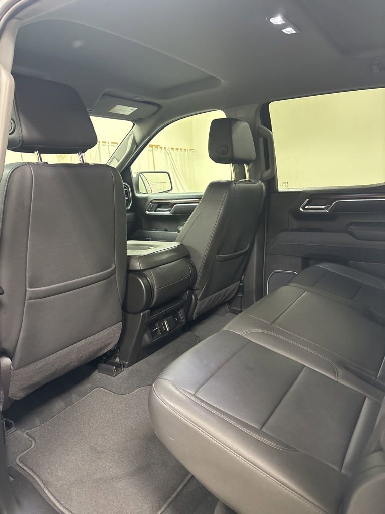 Used 2025 GMC Sierra 1500 SLT image 22