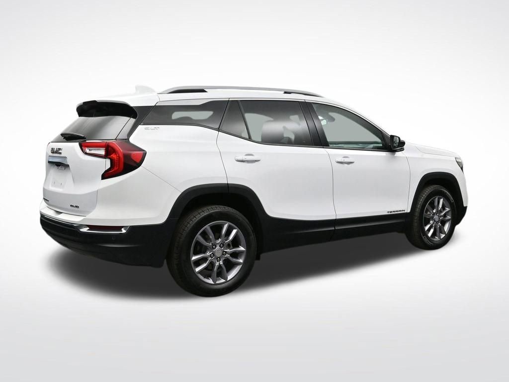 Certified 2022 GMC Terrain SLT image 5