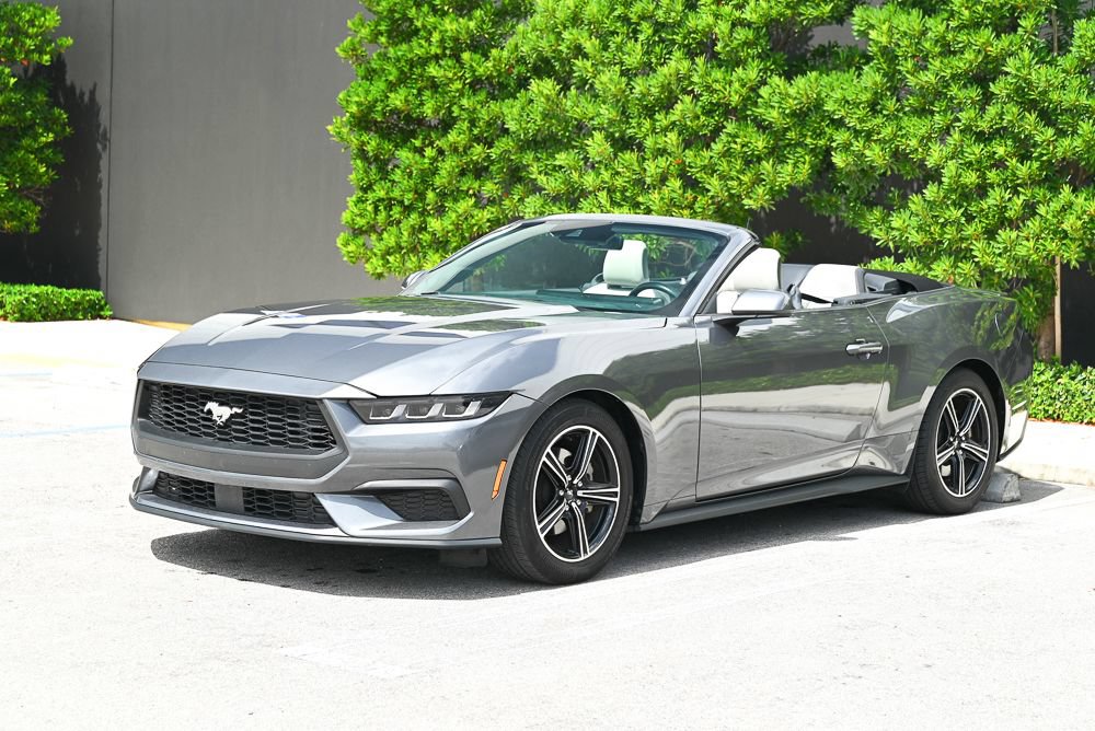 Used 2024 Ford Mustang Premium RWD image 1
