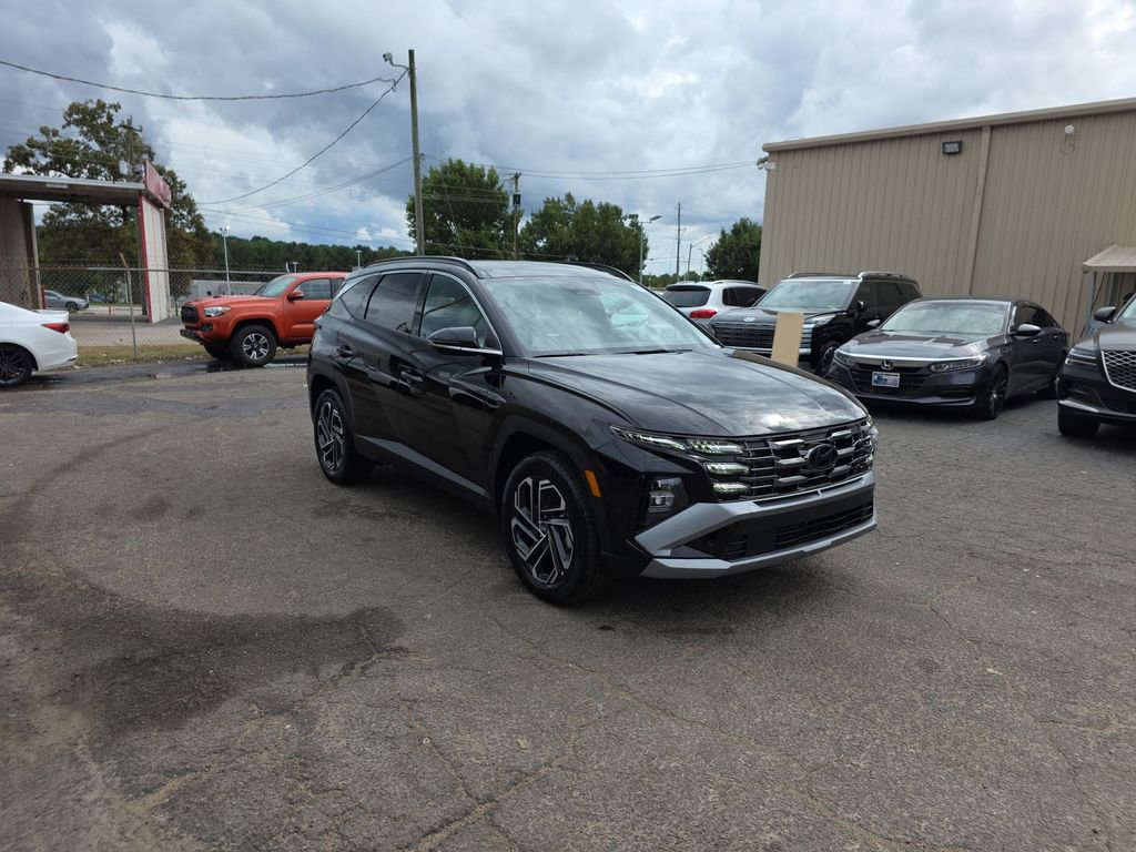 New 2025 Hyundai Tucson Limited image 11