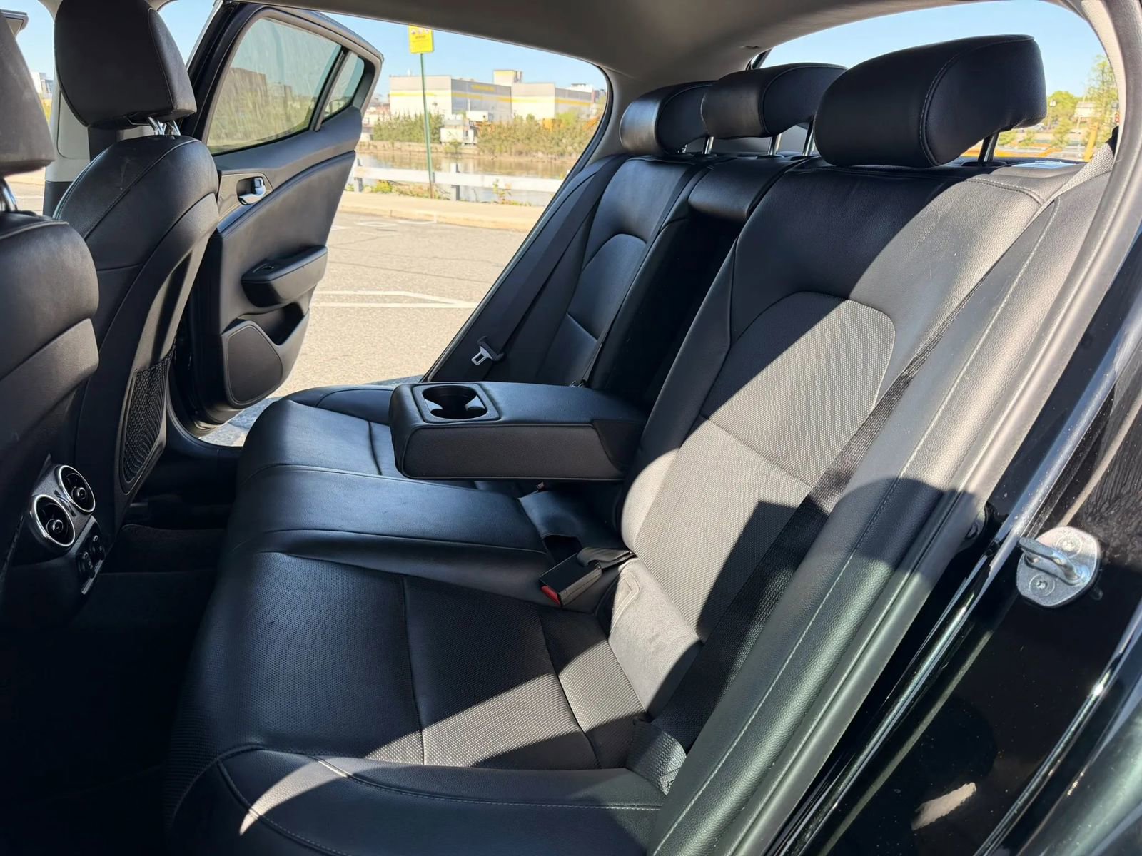 Used 2019 Kia Stinger image 27