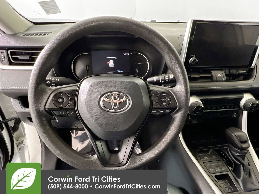 Used 2023 Toyota RAV4 XLE image 8