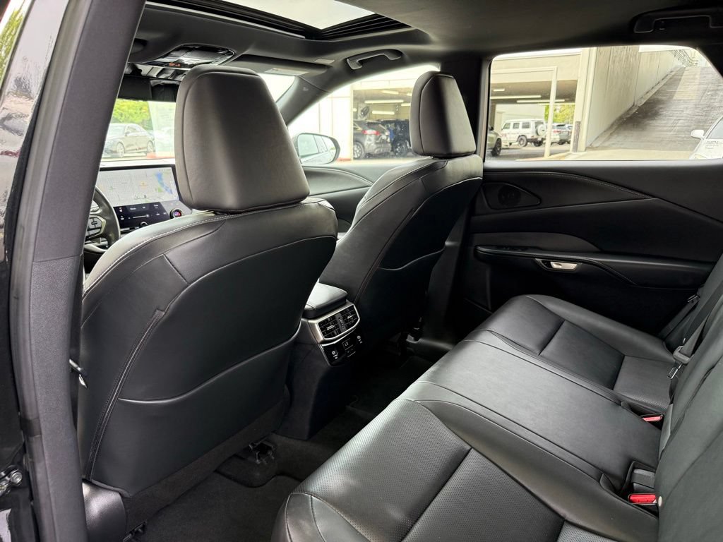 Used 2024 Lexus RX 350 Premium w/ Convenience Package FWD image 24