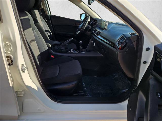 Used 2016 MAZDA MAZDA3 i Touring w/ Popular Equipment Package FWD image 21