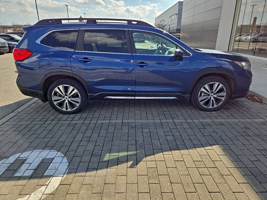 Used 2022 Subaru Ascent Limited w/ Technology Package image 4