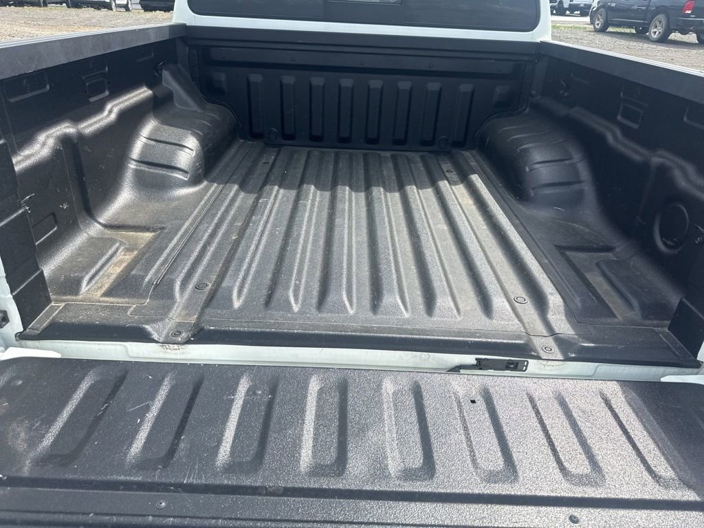 Used 2022 Nissan Frontier Pro-X image 12