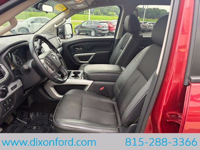 Used 2019 Nissan Titan PRO-4X AWD/4WD image 10