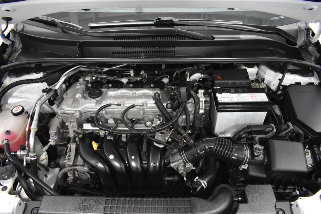 Used 2022 Toyota Corolla LE FWD image 30