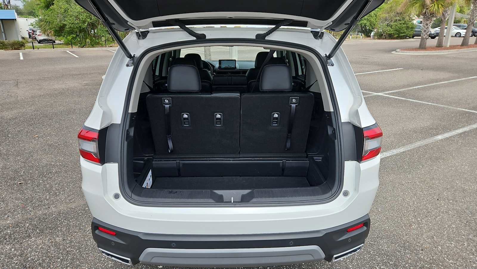 Used 2023 Honda Pilot Touring image 21