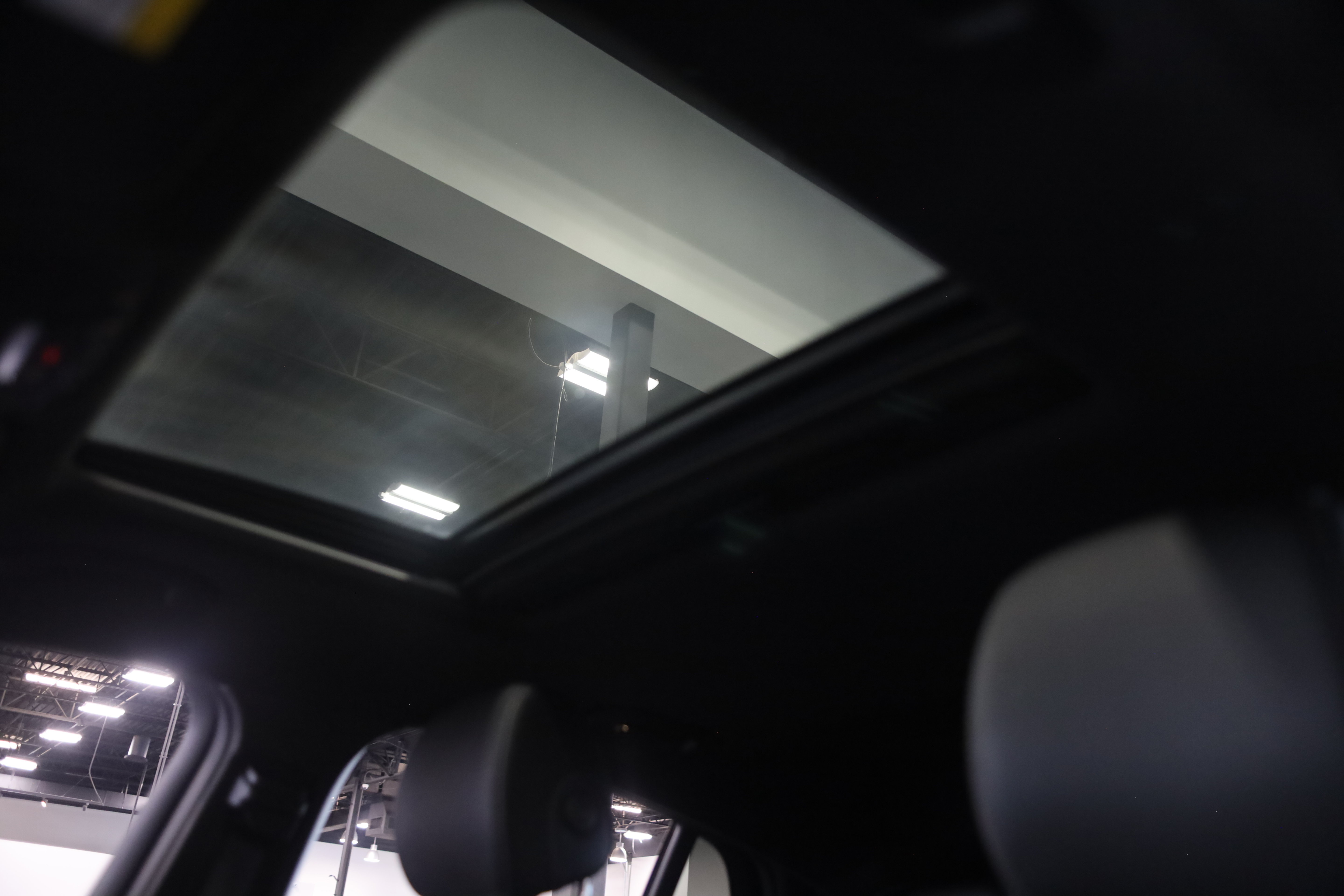 Used 2023 Mercedes-Benz GLC 300 4MATIC Coupe image 31