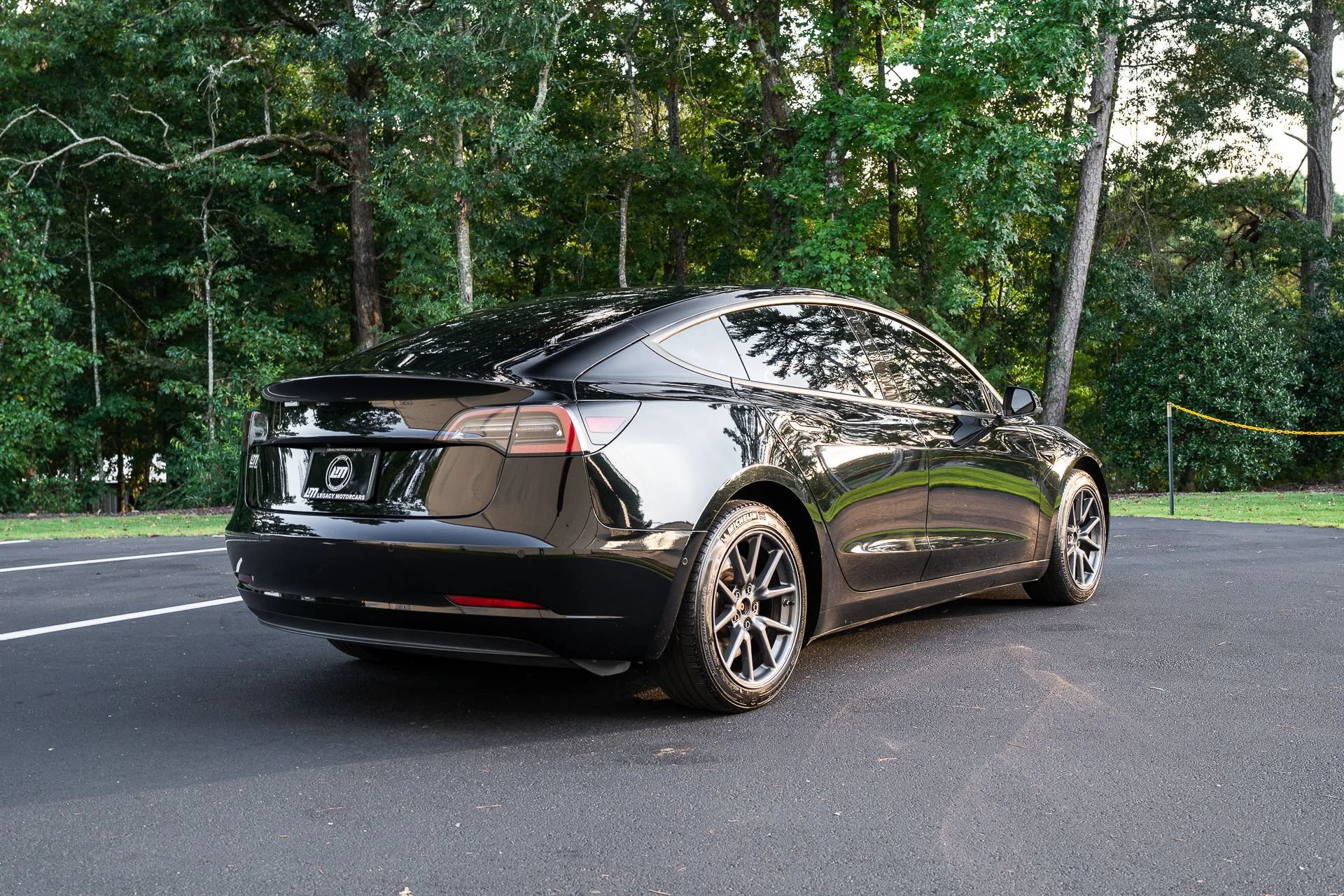 Used 2018 Tesla Model 3 Long Range AWD/4WD image 9