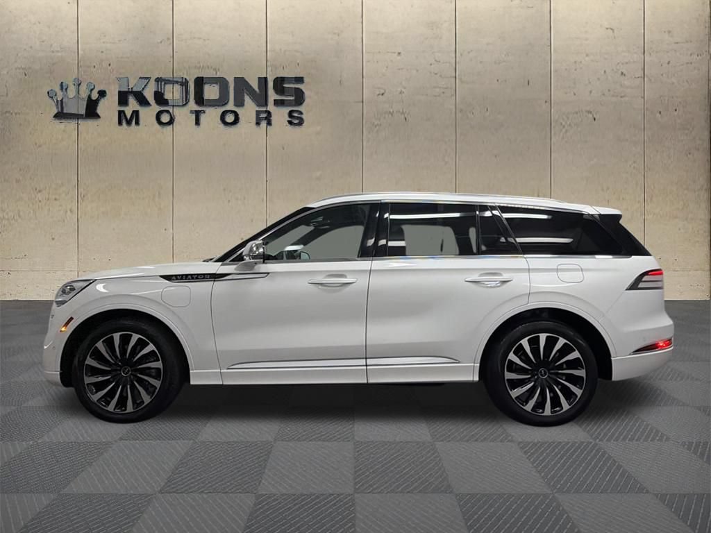 Used 2020 Lincoln Aviator Black Label Grand Touring w/ Class IV Trailer Tow Package AWD/4WD image 4
