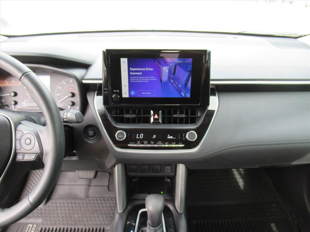 Used 2024 Toyota Corolla Cross LE FWD image 20