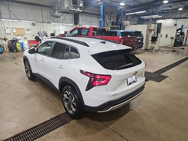 New 2026 Chevrolet Trax LT w/ Driver Confidence Package image 4