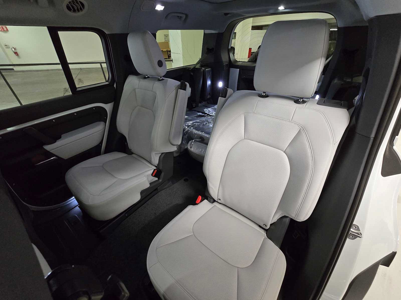 New 2026 Land Rover Defender 130 S AWD/4WD image 18