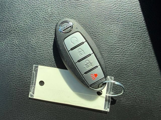 Used 2019 Nissan Pathfinder SV AWD/4WD image 13