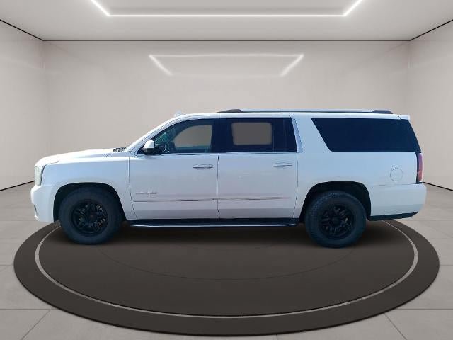Used 2016 GMC Yukon XL Denali w/ Open Road Package AWD/4WD image 8